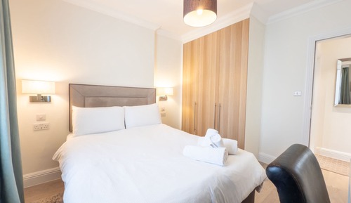 Family Apartment, City View