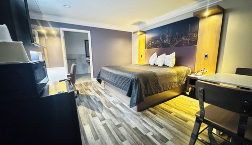 Superior Room, City View