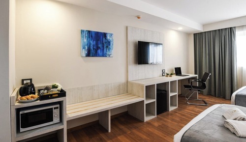 Superior Twin Room, City View