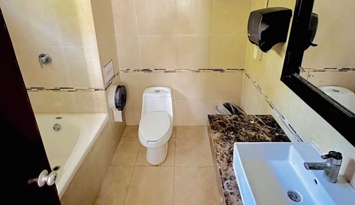 Basic Room, Shared Bathroom