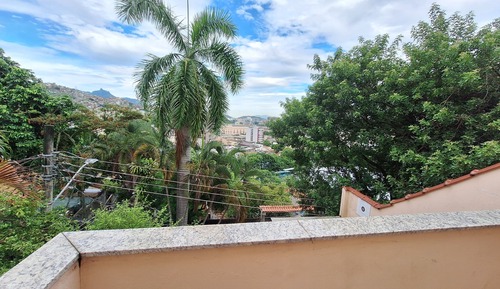 House, City View
