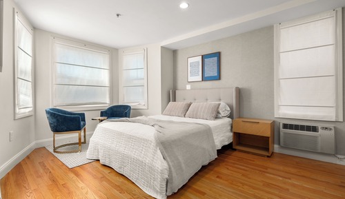 Deluxe Studio Suite