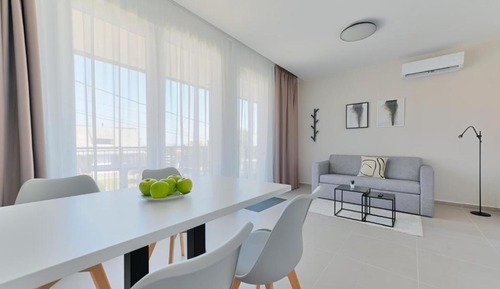 Apartment, Balcony