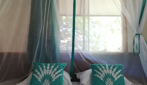 Comfort Bungalow, Garden View, Garden Area