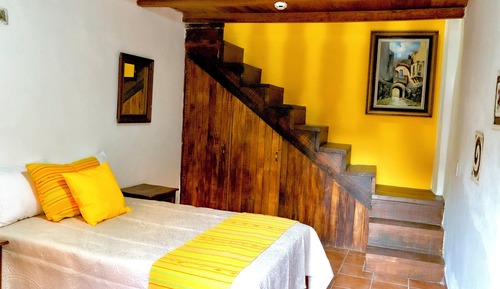 Family Room, 2 Queen Beds, Non Smoking, Private Bathroom