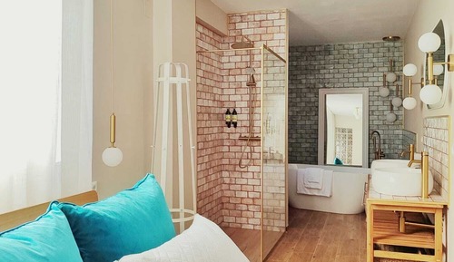 Suite Estudio Deluxe - Baño privado