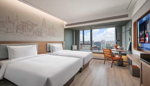 Luxury Twin Room