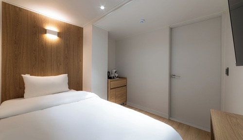 Superior Single Room