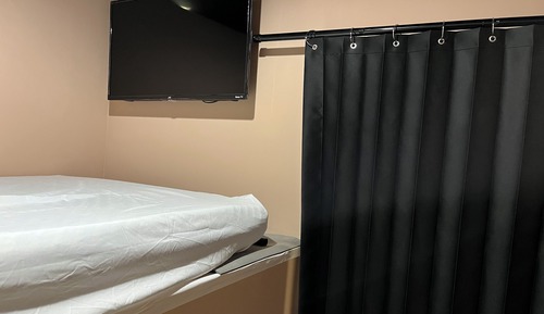 Single Pod Room