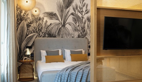 Luxury Suite, Balcony