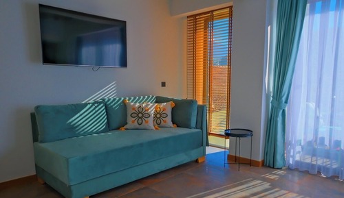 Standard Double Room, Balcony, Mountain View
