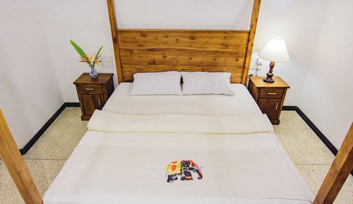 Standard Double Room, Garden View