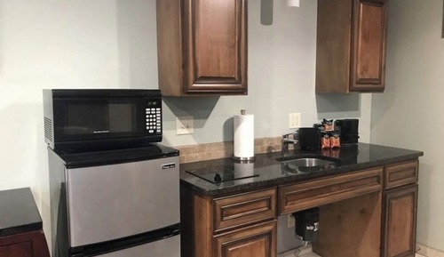 Suite, 1 Queen Bed, Kitchenette