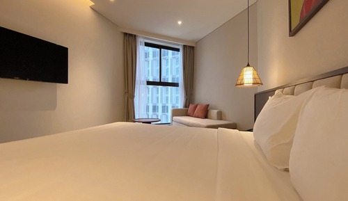 Luxury Single Room, 1 King Bed, Resort View, Sea Facing