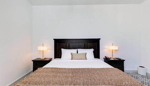 Standard Room, 1 Queen Bed, Non Smoking