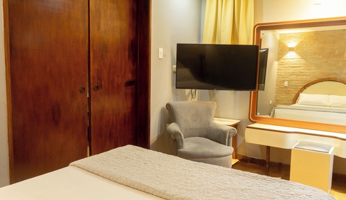 Premier Room