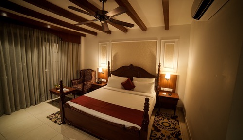 Deluxe Double Room, Balcony, Garden View