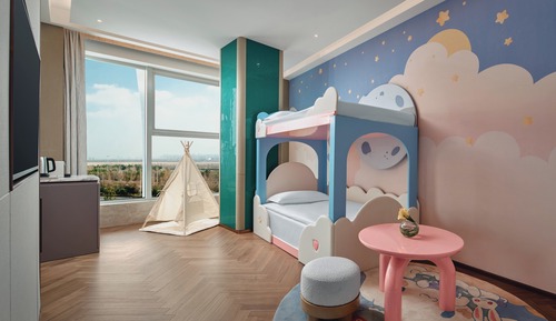 Premium Room, Multiple Beds (Crowne Family Themed Kids)