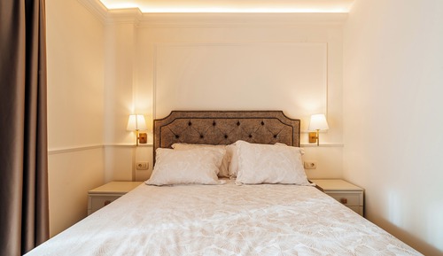 Deluxe Room, 1 Queen Bed, Sea View, Sea Facing