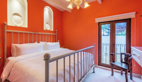 Junior Suite, Balcony, City View