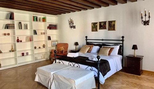 Classic Quadruple Room