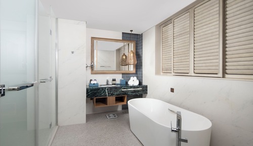 Supreme King Room with Full Sea View
