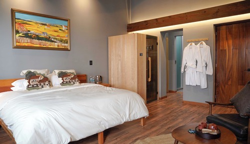 Room, 1 King Bed, Courtyard View