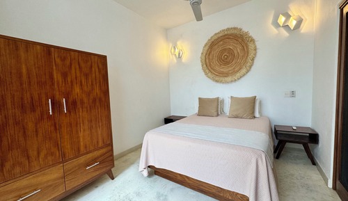 Deluxe Suite, Patio, Courtyard View