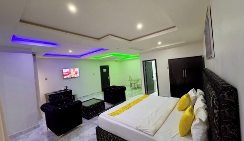 Executive Suite