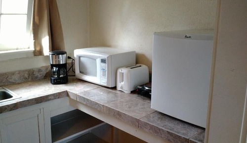 Family Room, 2 Queen Beds, Non Smoking, Ground Floor