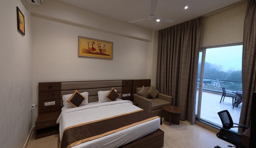 Deluxe Double Room