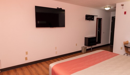 Standard Single Room, 1 King Bed