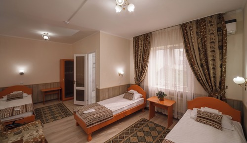 Standard Triple Room, Courtyard View