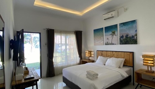 Basic Double Room, Garden View