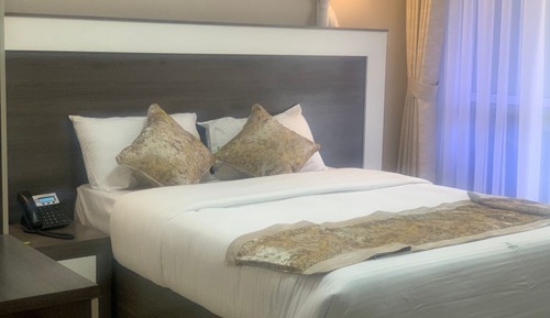 Deluxe Single Room, Balcony, Mountain View