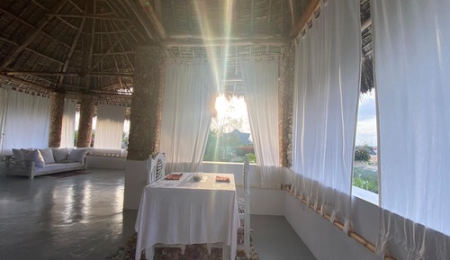 Deluxe Suite, Courtyard View