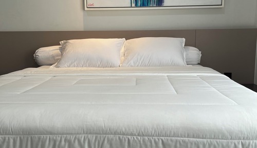 Family Villa, City View