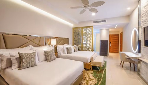 Luxury Suite, 3 Bedrooms, Kitchen, Beach View