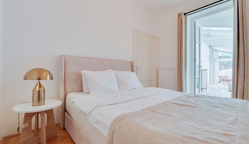 Exclusive Room