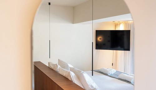 Pool View Luxury Suite