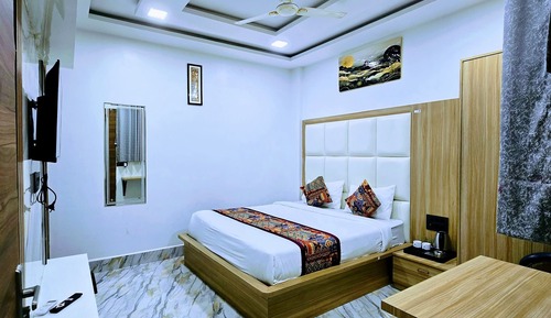 Deluxe Double Room, City View