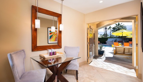 Luxury Suite, 1 King Bed, Hot Tub, Pool View