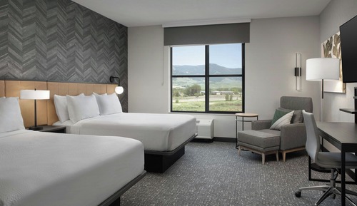Studio Suite, 2 Queen Beds, Mountain View