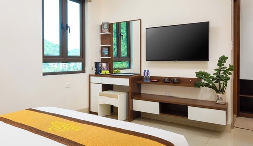 Double Room, Mountain View