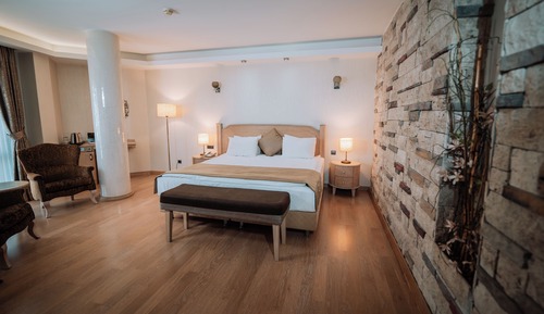 Luxury Double Room, 1 King Bed, Non Smoking, City View