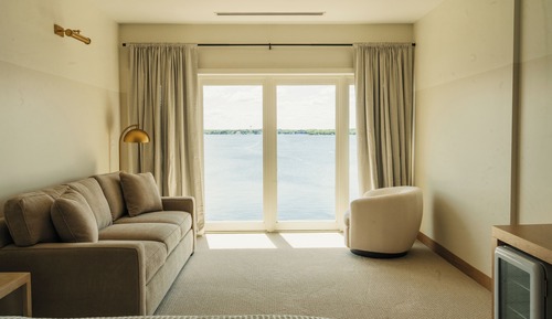 Lakeside Signature 2 Room Suite - ADA