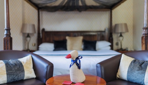 Four Poster Room