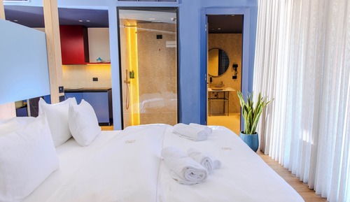 Deluxe Studio, Balcony, City View