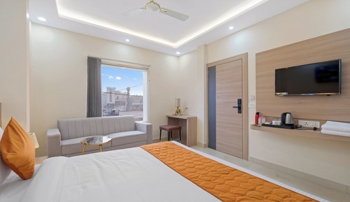 Superior Double Room, City View