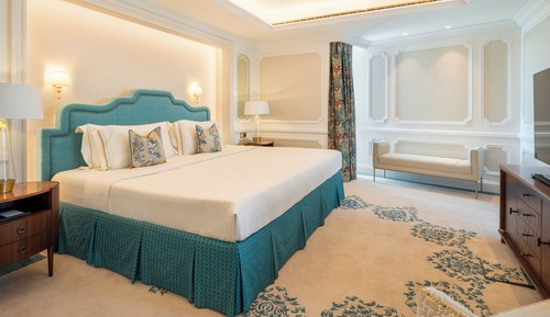 Royal Dome Suite